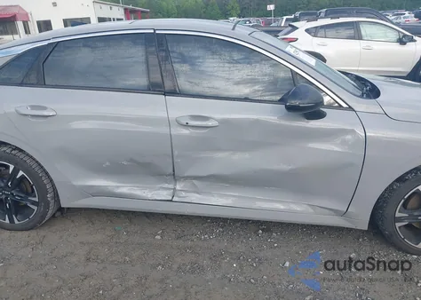 2023 Kia K5 Gt-Line z USA, uszkodzony, nr VIN 5XXG64J2XPG180147